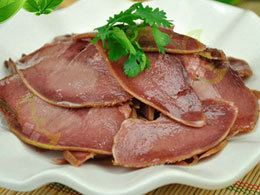 鸭不凡特色卤味