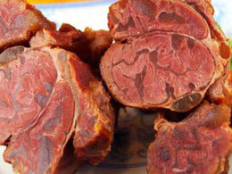 鸭不凡特色卤味